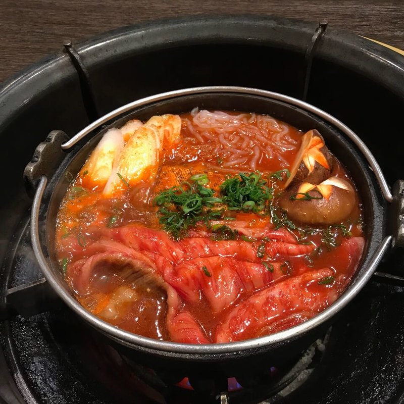 韓国風すき焼き(焼肉 銀座コバウ 特別室)