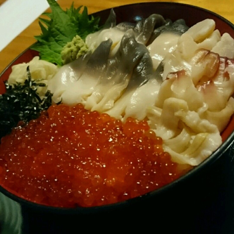 ほっきイクラ丼(ぷらっと食堂)