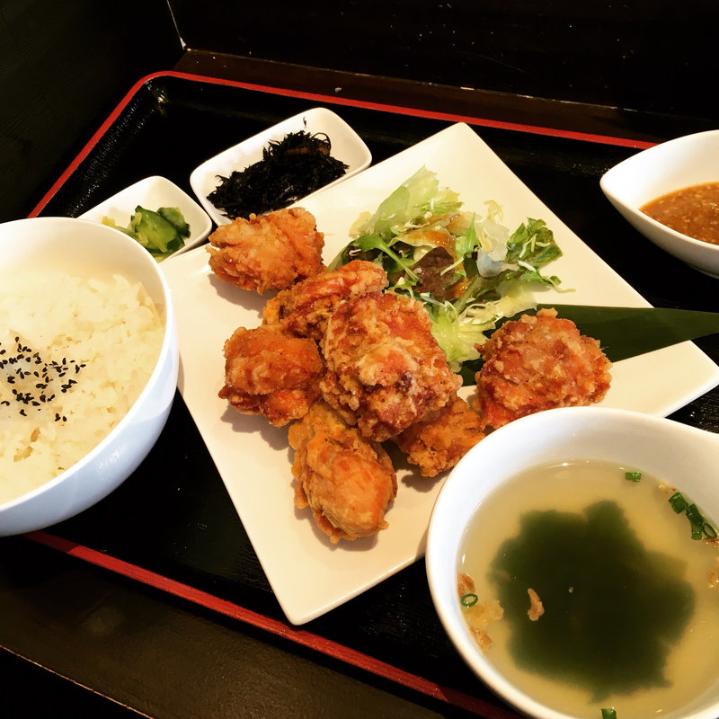 特盛からあげ定食(ゴクチープラス フレスポ若葉台EAST店)