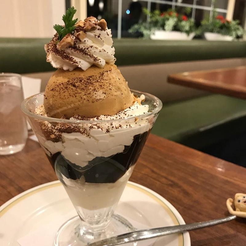 コーヒーゼリーサンデー(ロイヤルホスト上本町店)