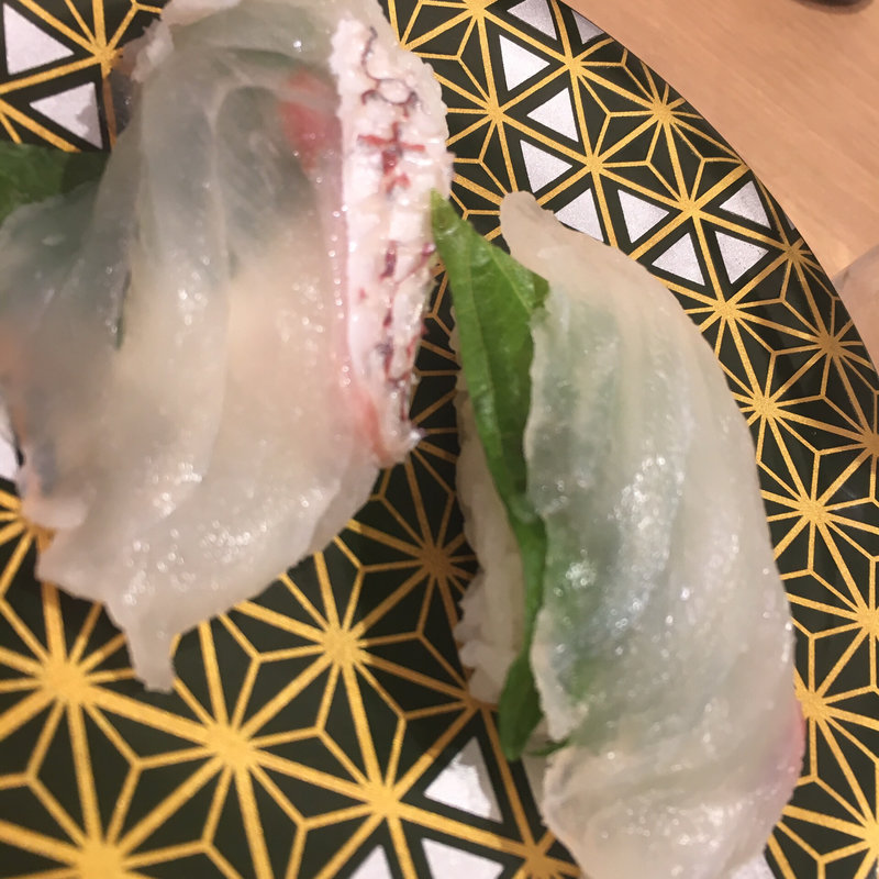 鯛(回転寿司新竹 ベイタワー店（弁天町）)