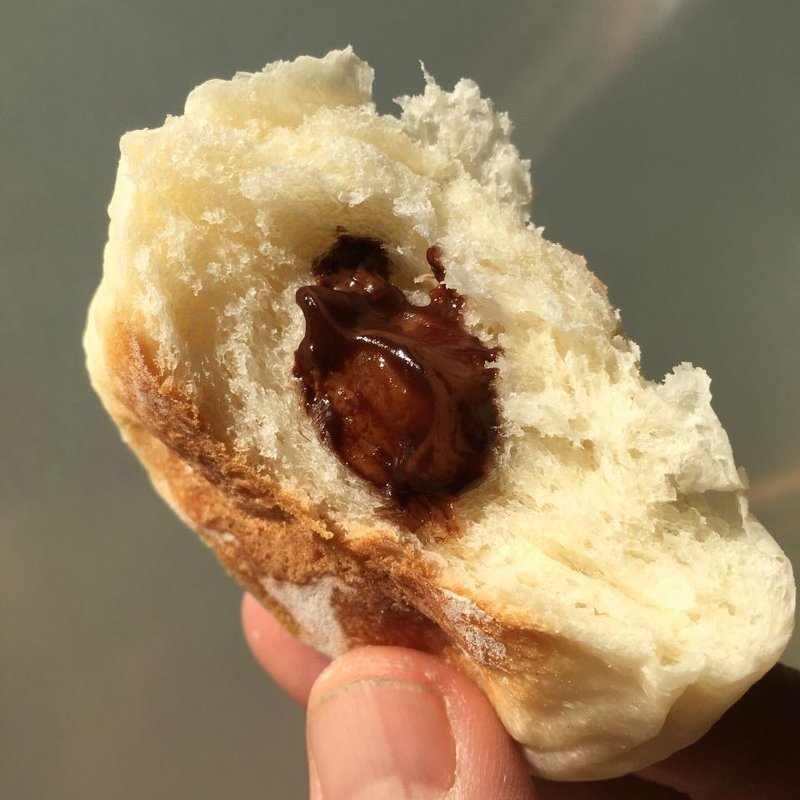 チョコもち(パン屋 P-BOX)