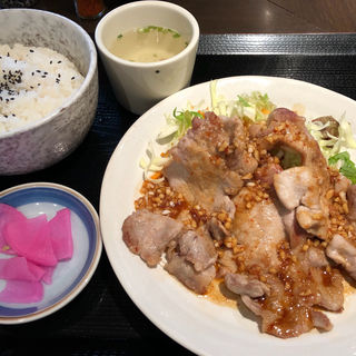 豚ロース香味焼(まんぷく食堂)
