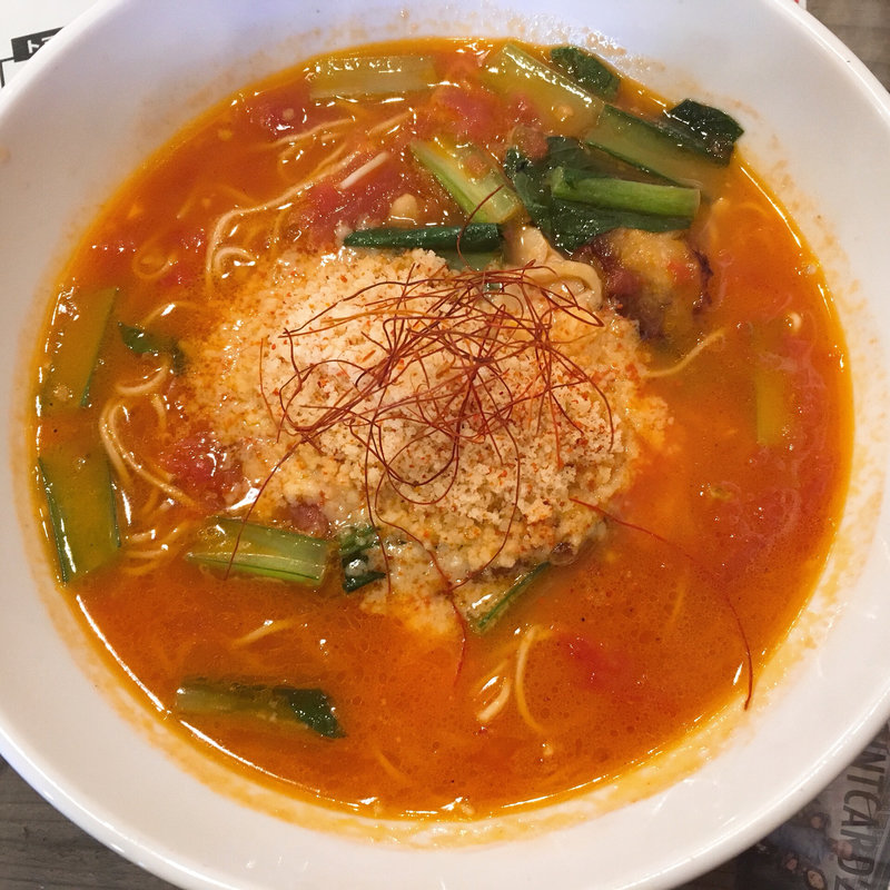 トマトラーメン(学割)(麺屋とまと 天文館店 )