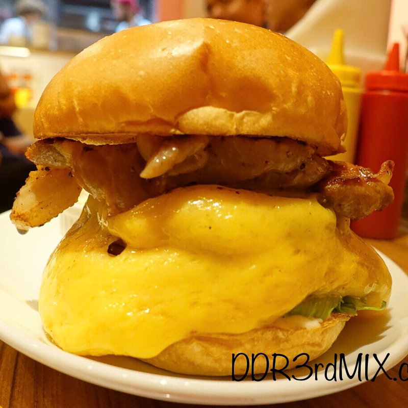 スーパーベーコンチーズバーガー(BURGER&MILKSHAKE CRANE)