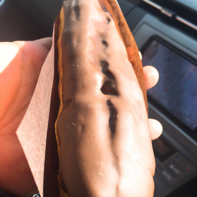 エクレア(パティシエオカダ)