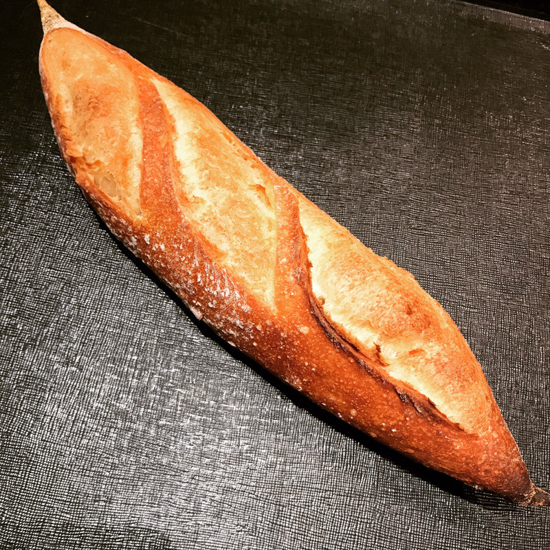 ドゥミ・バゲット(ラ ブティック ドゥ ジョエル・ロブション 丸の内店 )