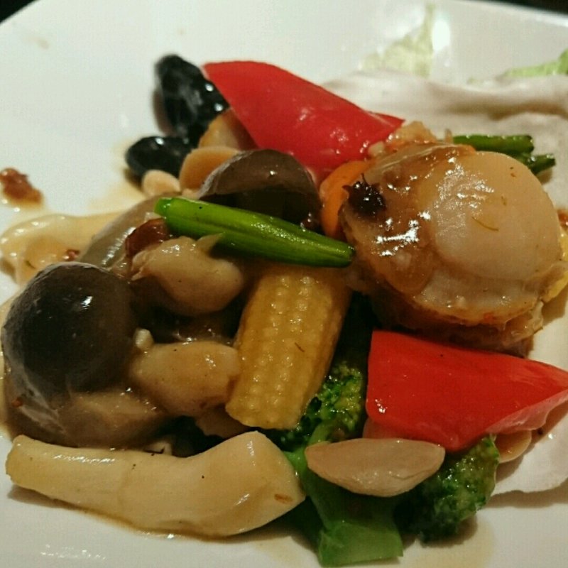 北海道産ほたて貝のXO醤炒め(廣東料理民生 ヒルトンプラザ ウエスト店)