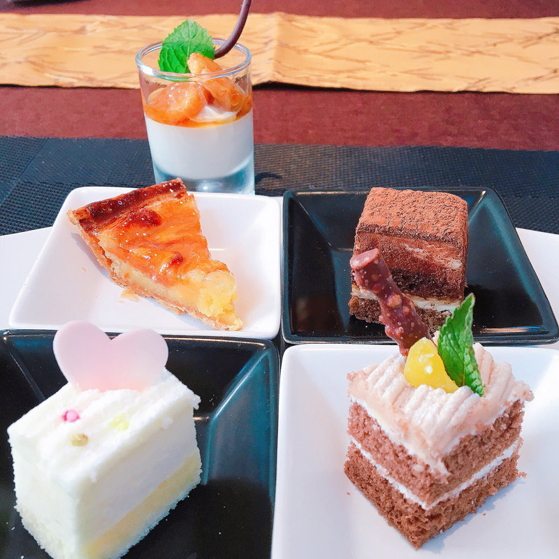 自家製デザート(ビストロ・ヨシムラ )