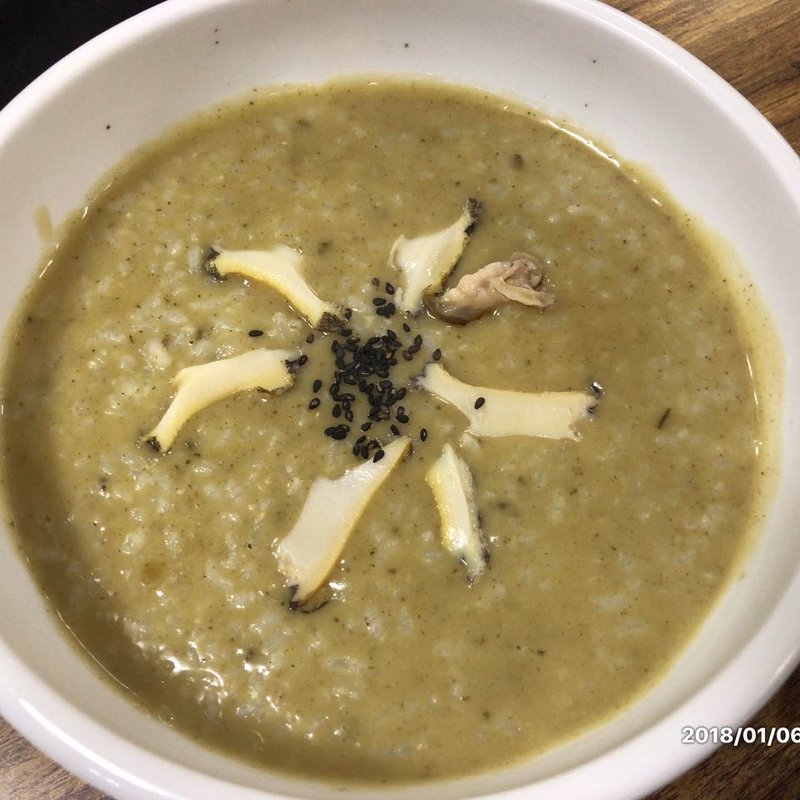 鮑のおかゆ(済州島 島野(トヤ))