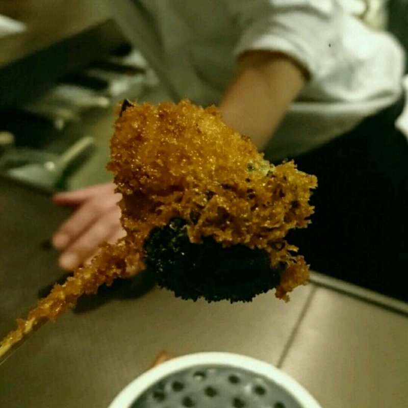 ブロッコリーのミンチカツ(つつみ屋 )