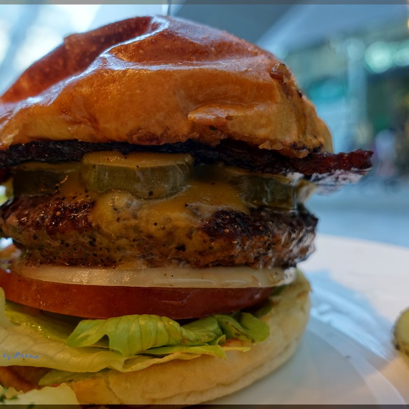 ランチハンバーガー(THE CORNER BREAKFAST & BURGERS)