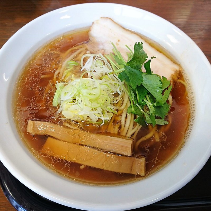 鶏中華そば　醤油(鳥見本 （トミモト）)