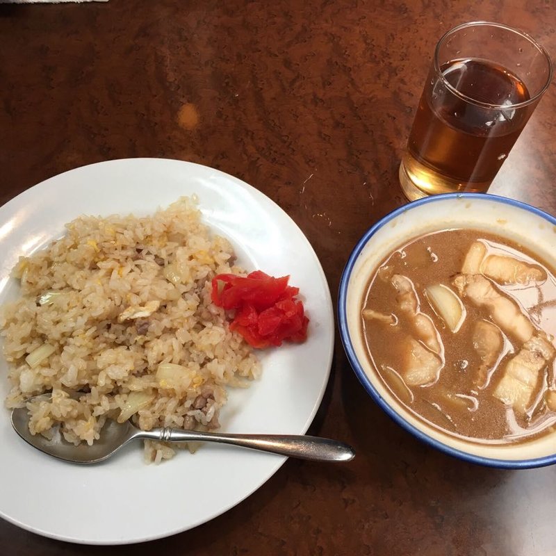 ヤキメシ豚汁セット(赤心 本店)