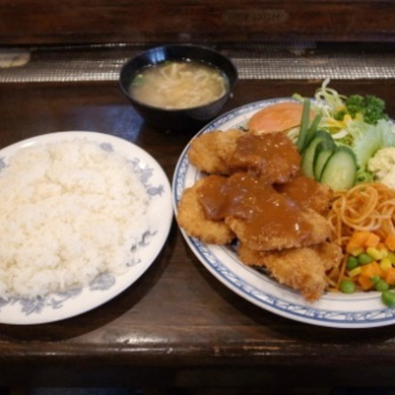 八尾市で食べられる人気定食best30 Sarah サラ