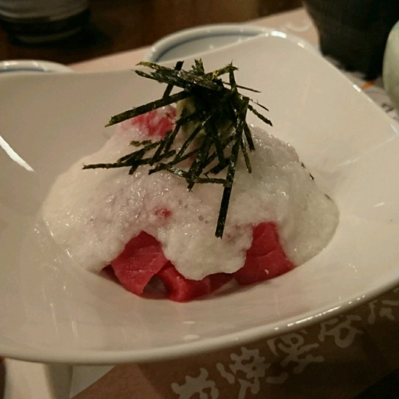 マグロの山掛け(月夜のたぬき)