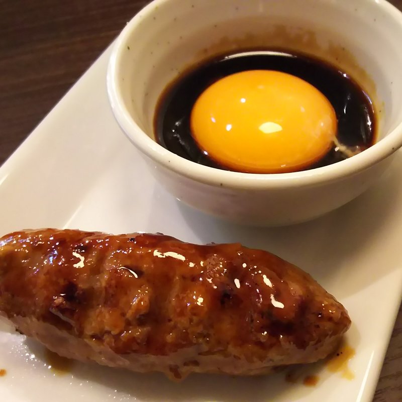 月見生つくね(やきとり家 すみれ 川崎店)