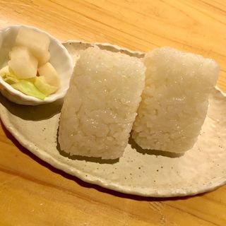 塩むすび(鶏食堂バル TORIICHIミント神戸店)