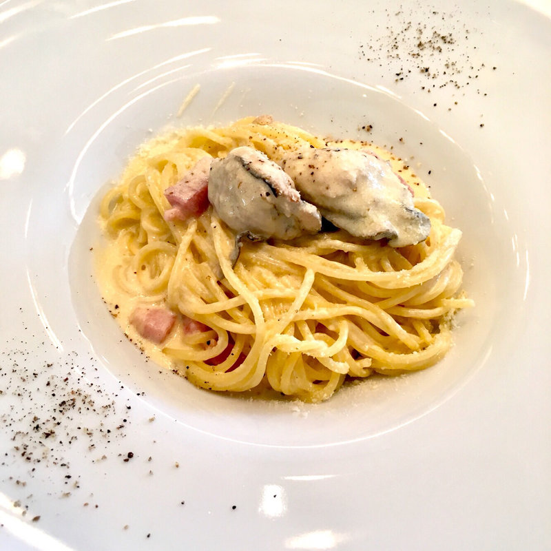 牡蠣のカルボナーラ(8TH SEA OYSTER Barミント神戸店)