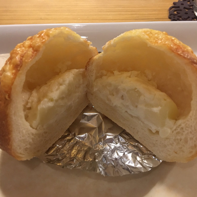 ポテトサラダパン(かせやCAFE （カセヤカフェ）)