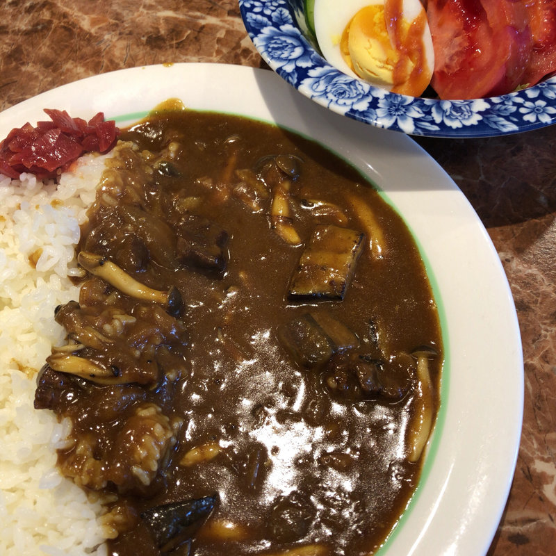 ナスときのこのカレー(タベルナ・マンマ)