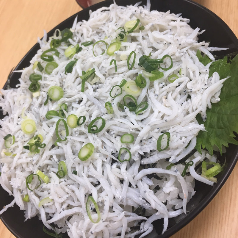 釜揚げしらす丼(にし与)