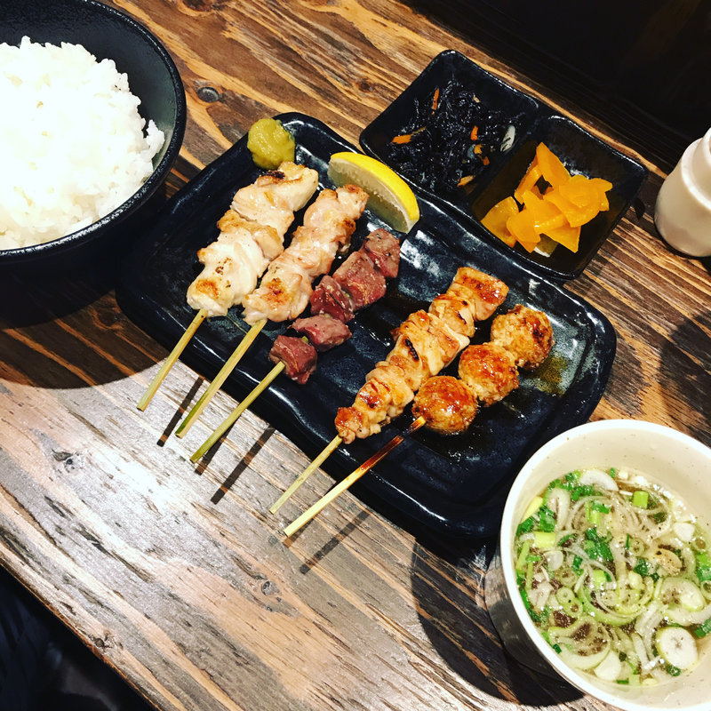 おまかせ焼鳥定食(あやせ鶏)