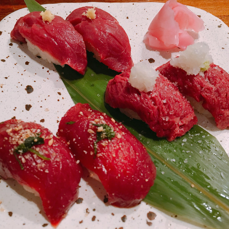 赤身(肉バルで肉寿司 ジョッキー)