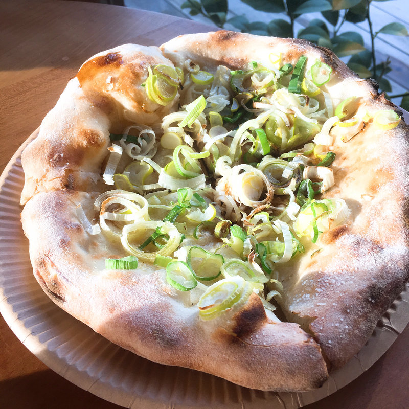 イガピザ(イガピザ )