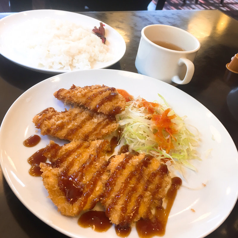 チキンカツ定食(コビアン)