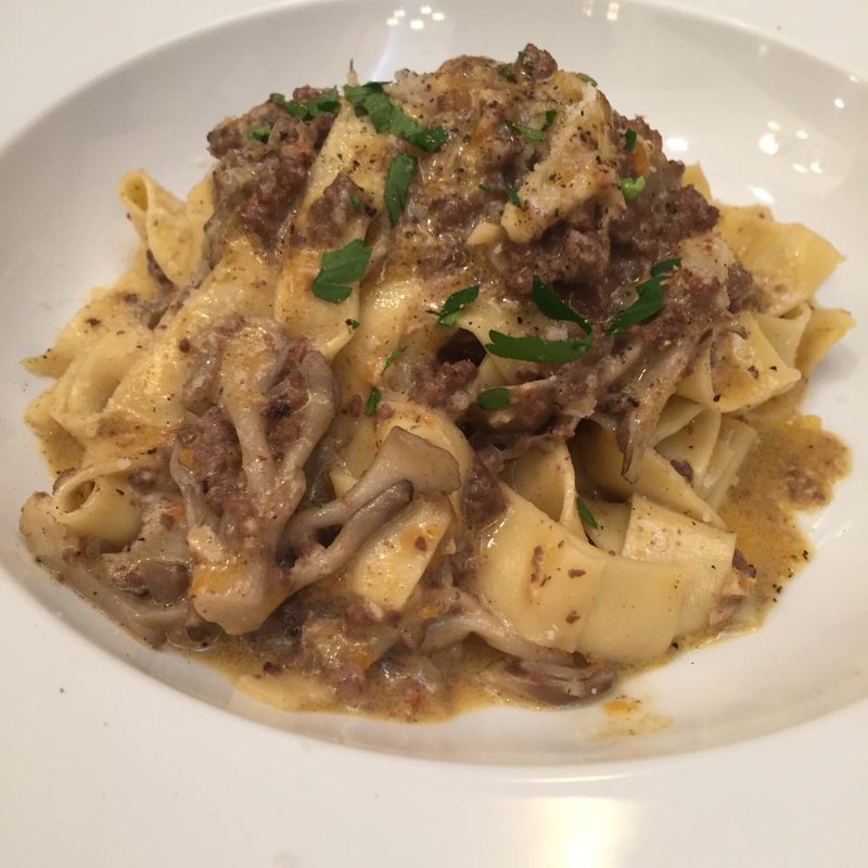 パスタランチ（牛肉のラグーマイタケのタリアテッレクリーム(RISTORANTE La Ciau)