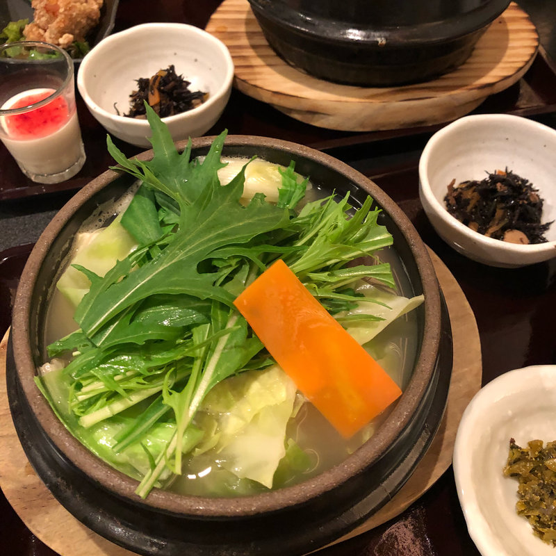 水炊きランチ(水たき料亭 博多華味鳥 博多駅筑紫口店)