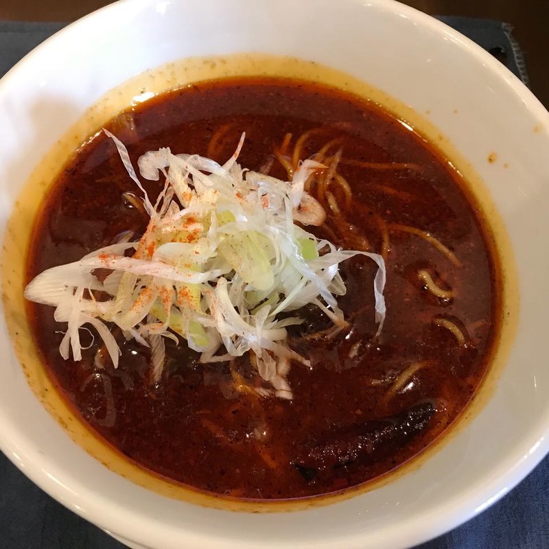 黒胡麻坦々麺(杏仁荘 )