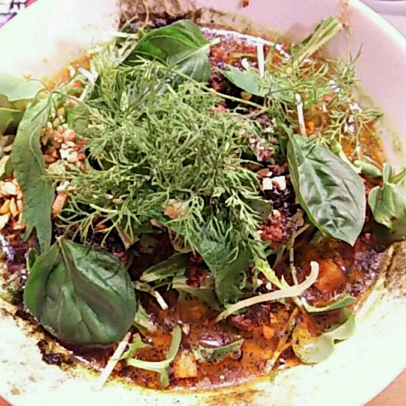 グリーン担々麺(東京担々麺 RAINBOW)