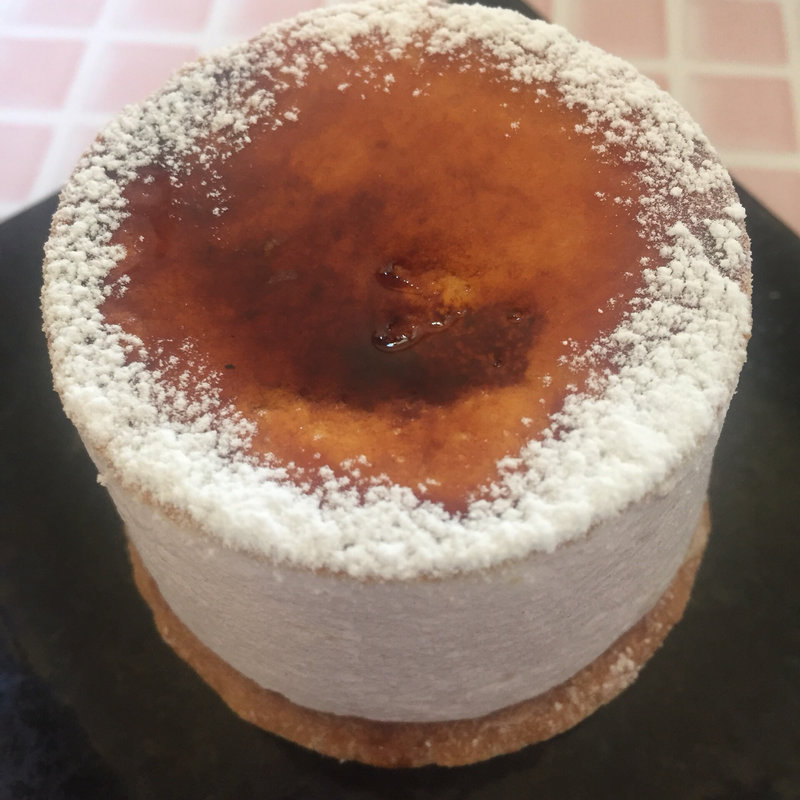 赤ワインのシブースト(ラ・ヴィ・ドゥース 新宿店)