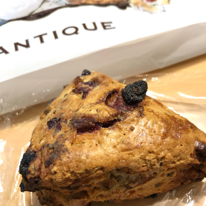 クランベリースコーン(ハートブレッドアンティーク 銀座店)