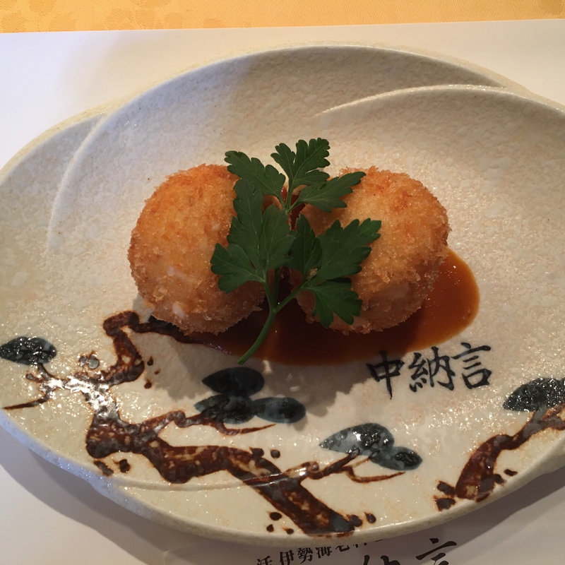 伊勢海老クリームコロッケ(中納言 神戸プラザホテル店 （ちゅうなごん）)