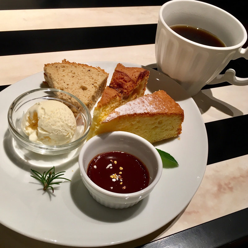 afternoon time(ココモワ （Koko Moi）)