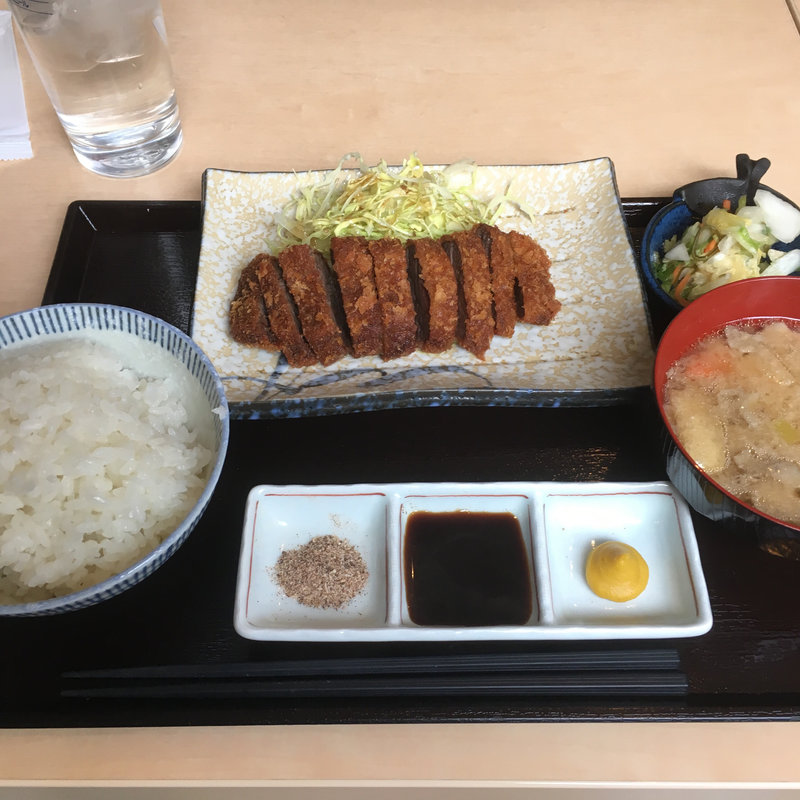 牛カツ定食(はたがやレバー 浅草橋店)