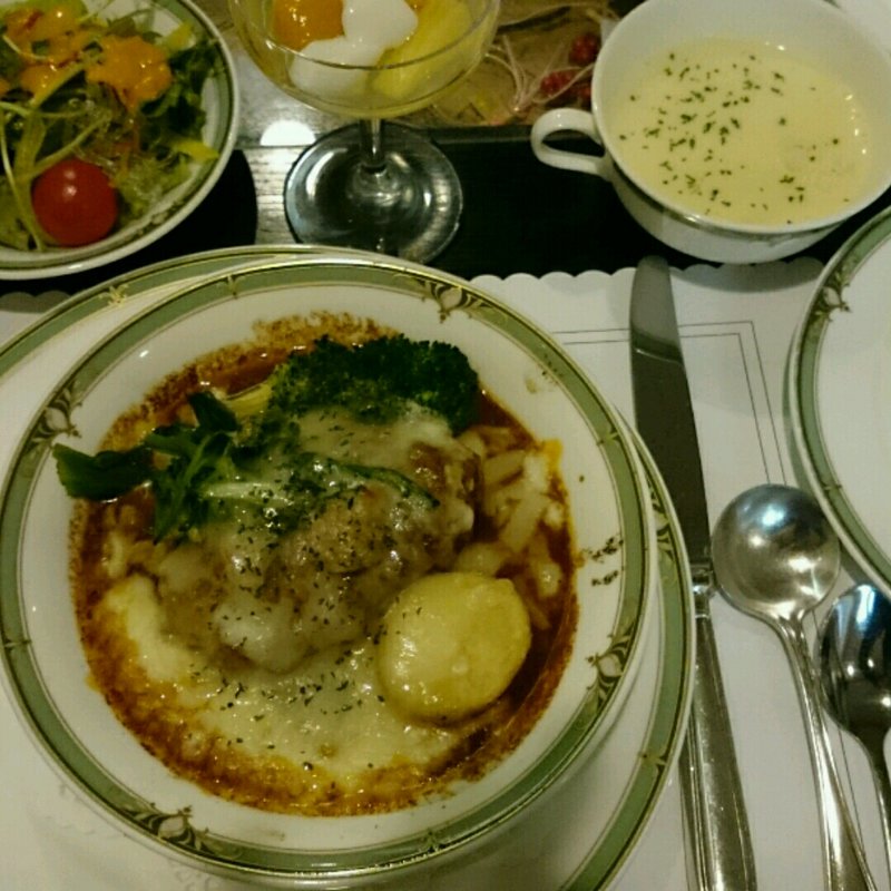 ハンバーグランチ(ホテルエクセルキクスイ )