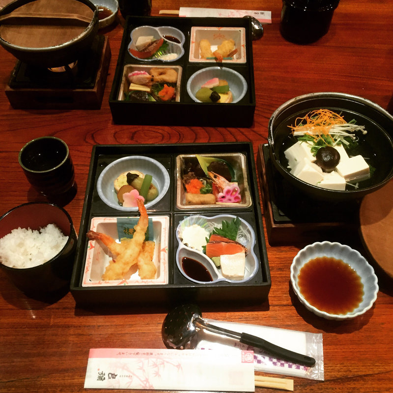 花かんざし(良彌 奥の庭 （良弥 奥の庭 よしや おくのにわ）)