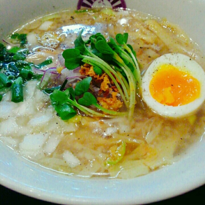 背脂煮干し中華そば