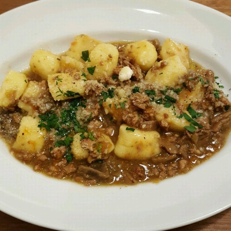 豚挽き肉とポルチーニのラグーソース(シチリア料理森下プリオ)