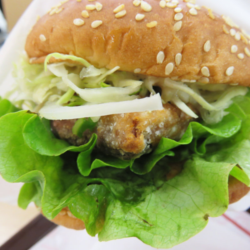 ドムフィッシュバーガー鯖タツタ(ドムドムハンバーガー 笹丘店)