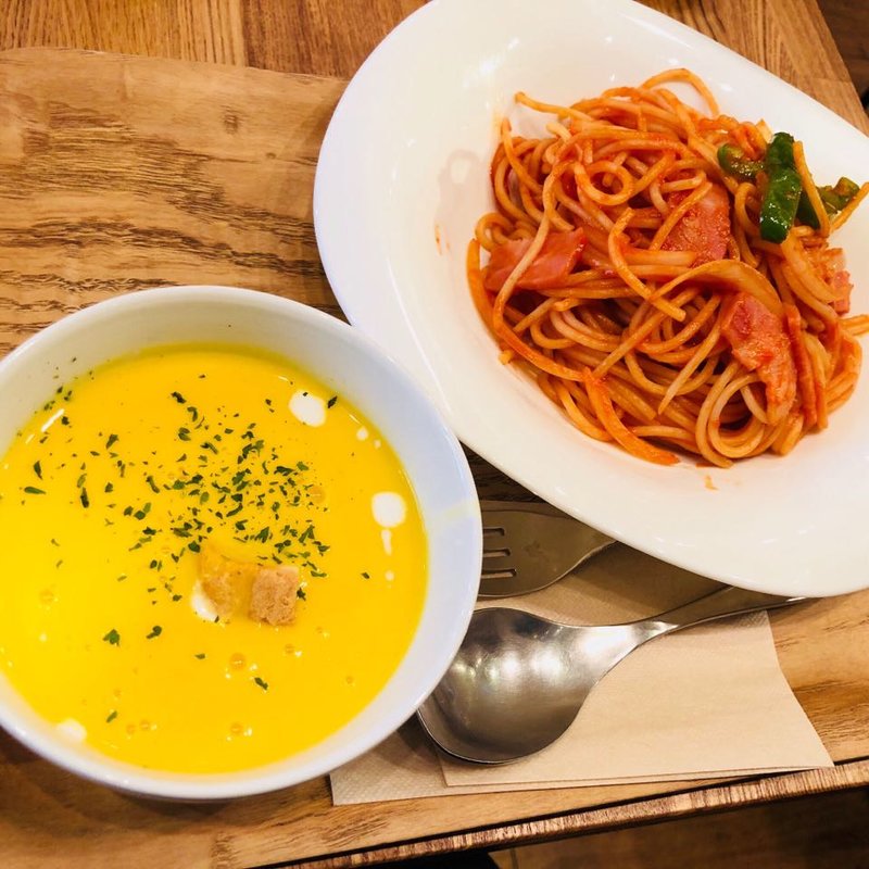 パスタセット(ナポリタン＆パンプコーンスープ)(ベリー ベリー スープ アパホテル浅草橋店 （very berry soup）)