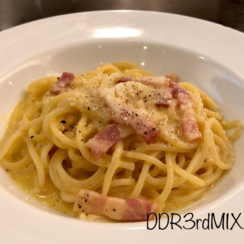 濃厚チーズの炭焼き職人風カルボナーラ(モダンパスタ 熊谷銀座店)