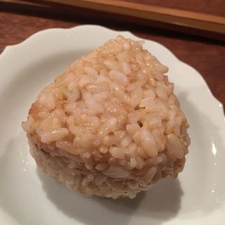 玄米のおにぎり(コノ花まひろ )