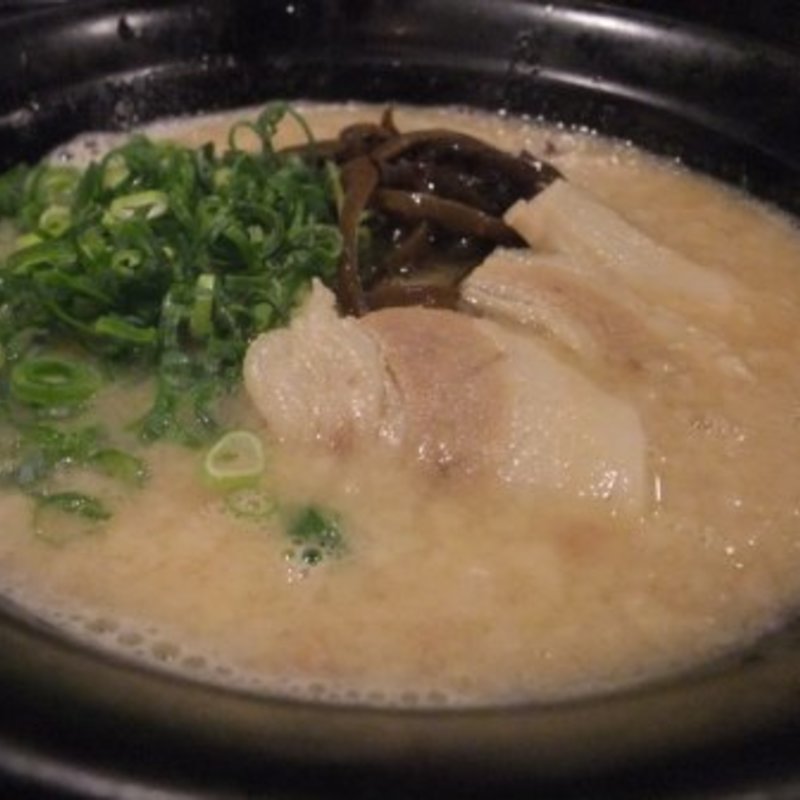 超濃厚博多(麺屋 青空 千日前通り店)