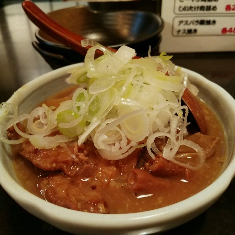 もつ煮込み(やきとん ひょっとこ)