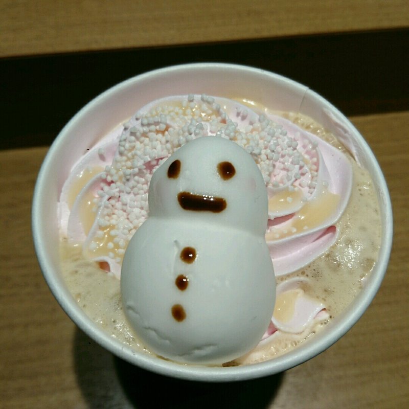 スノーマンラテ(タリーズコーヒー 西梅田店)